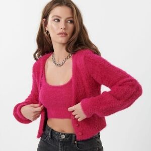 Garage Talisa Fuzzy Cardi Raspberry Jam Size XS New